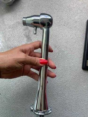 Vendo torneira inox 110,00