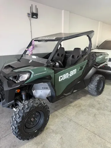 Commander 2022 1000R