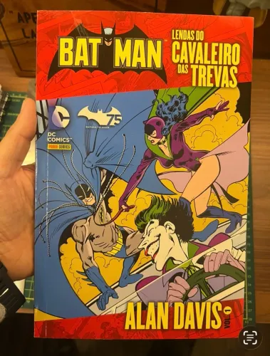 HQ Batman: Lendas do Cavaleiro das Trevas - Alan Davis vol 1 + Batman Anual 1