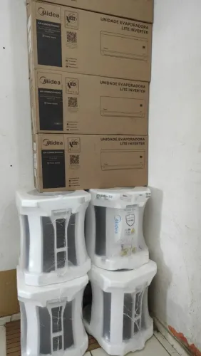 Ar-Condicionado Midea 9.000 BTUs Inverter / Novo