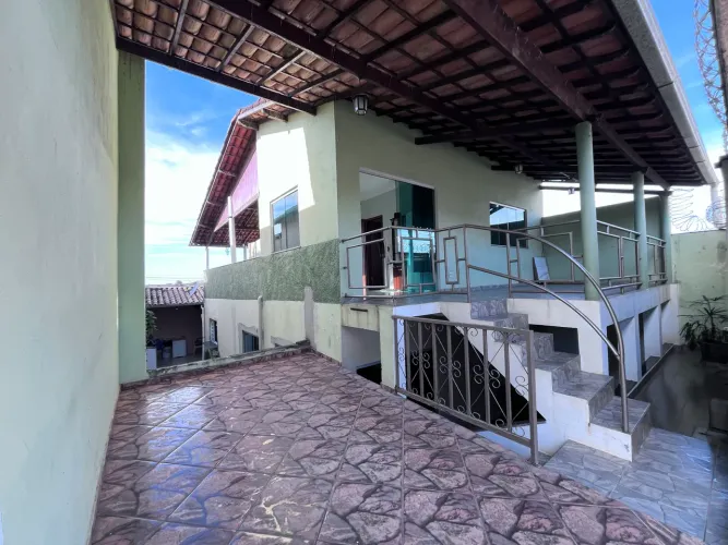Casa Duplex no bairro Nova Cidade em Sete Lagoas