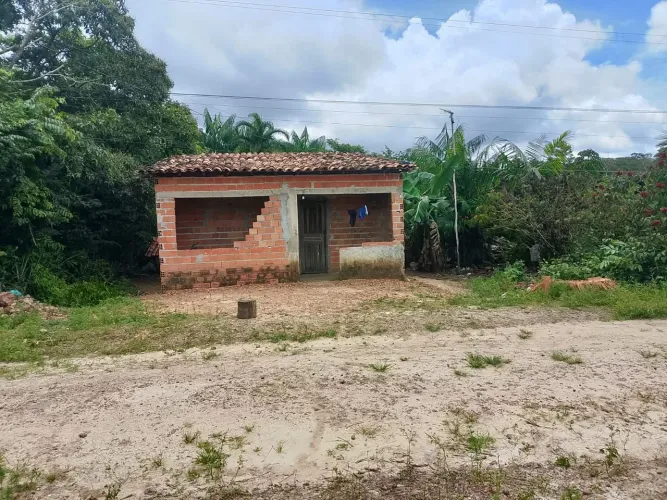 Vendo casa na agrovila calucia PA