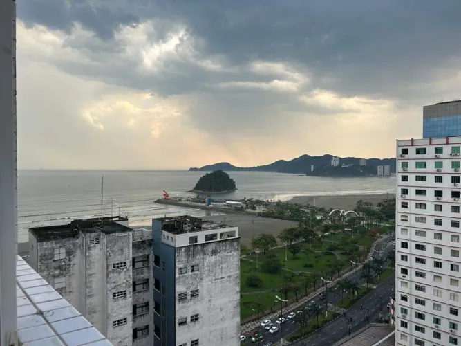 Cobertura em Santos 4 Suítes 4 Vagas Frente Mar, Triplex