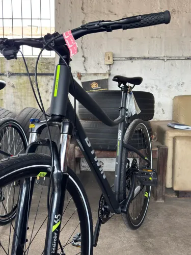 Bicicleta aro 29 com freio a disco - grátis um cadeado