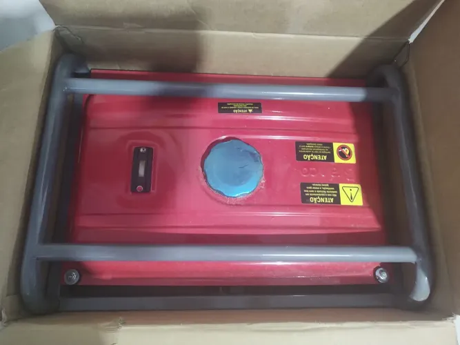 Gerador Branco 2,2 Kva a Gasolina 