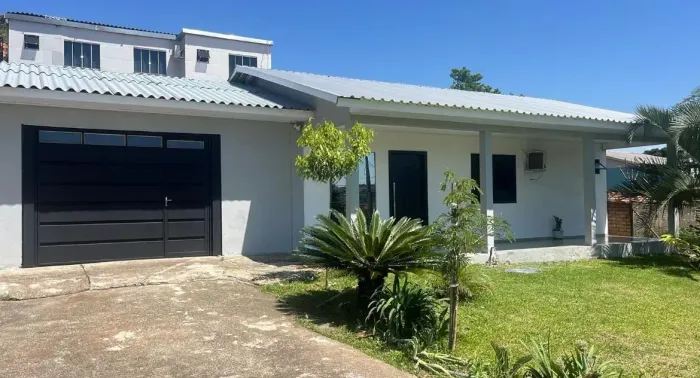 Casa Semi Mobiliada no Seminário - Chapecó - SC