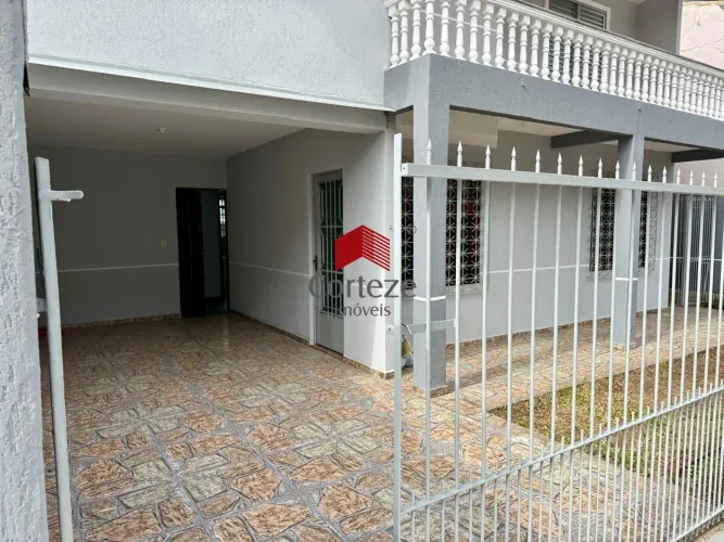 Sobrado com 158,2m² 3 quartos, à venda, no bairro Cajuru em Curitiba