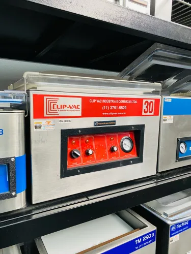 Seladora Clip Vac 30 a vácuo 