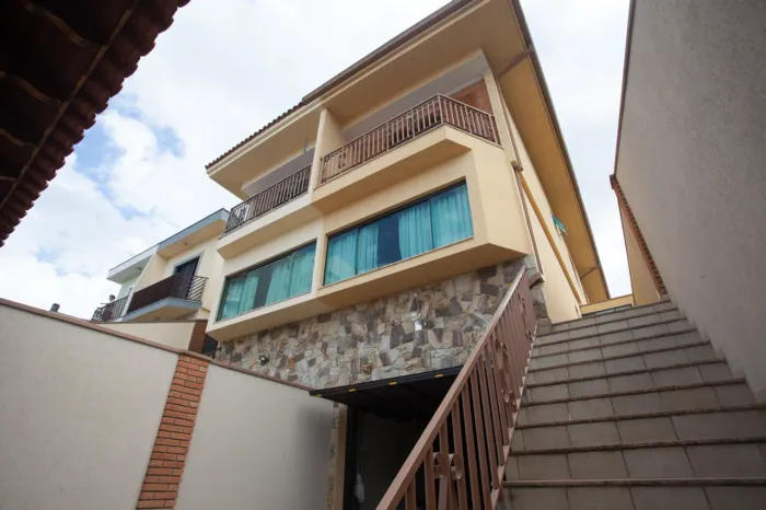 Sobrado para venda em Pirituba com 4 quartos, sendo 2 suítes, 242m²