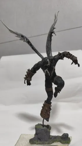 Spawn com Asas - Action Figure Estátua Colecionável