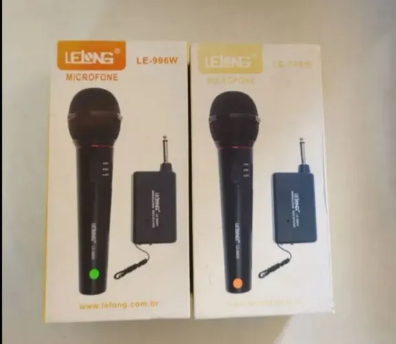 Dois microfones