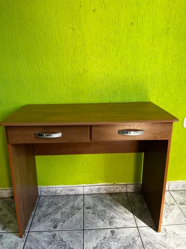Escrivaninha de escritório
