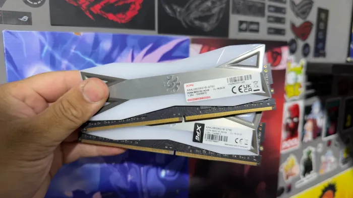 Memória ram XPG DDR4- 16GB 2x8 3600mz cl18- R$ 800