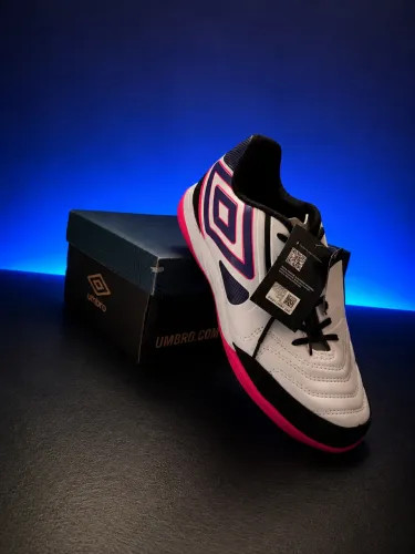 Chuteira Umbro pro 5 original para quadra