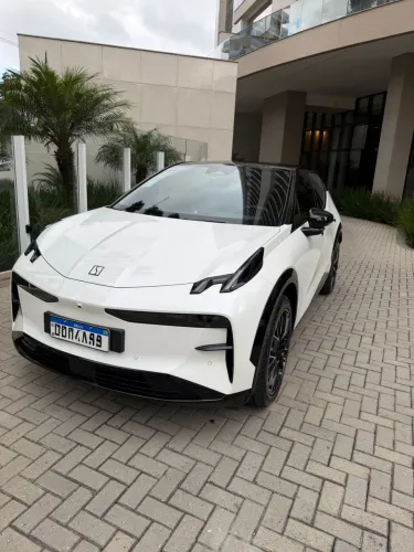 Zeekr X Flagship Flagship (elétrico) 2025