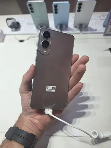S25 edge 512 Gb 12 RAM