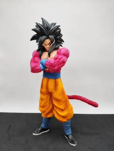 Goku SSJ4 30cm - Dragon Ball GT Colecionável