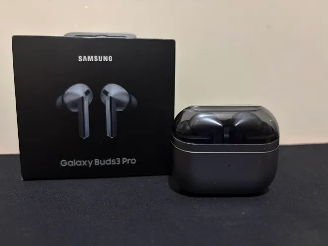 Samsung Galaxy Buds3 Pro Grafite - Completo na Caixa com Nota Fiscal