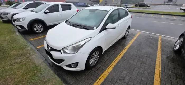 Hyundai HB20S Premium 1.6 Flex 16V Aut. 4P 2014
