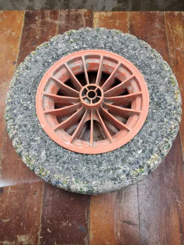 Roda com pneu maciço carrinho de mão 