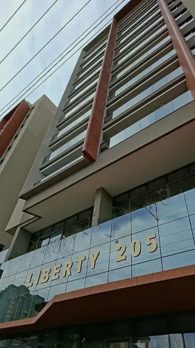 "PORTEIRA FECHADA" Ed.Liberty 205 Apartamento 2 Quartos Novo e Lazer Completo na Praia de