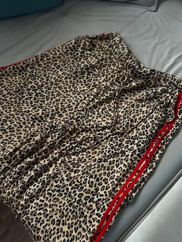 Calça de oncinha da Farm