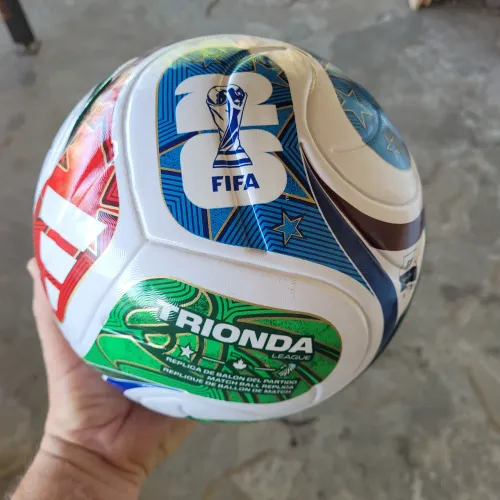 Vendo bola da copa 2026 nova