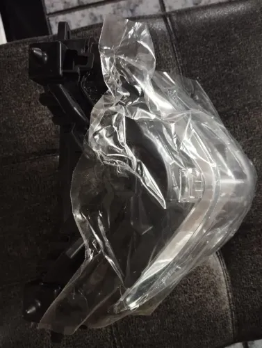 FAROL DIANTEIRO CB300F TWISTER