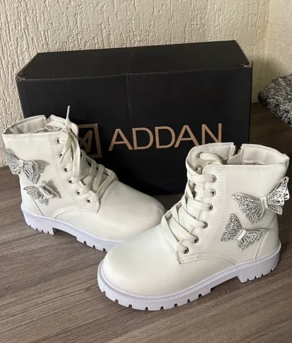 Bota Infantil Menina Addan Borboletas