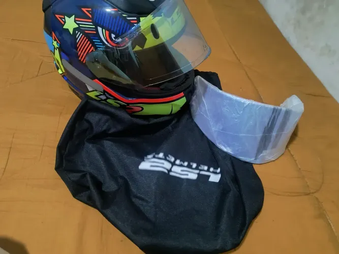 Capacete LS2 zero número 56