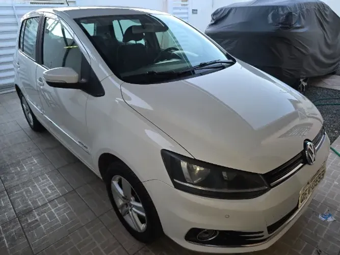 Volkswagen Fox Highline I Motion 1.6 Flex 16V 5P 2016