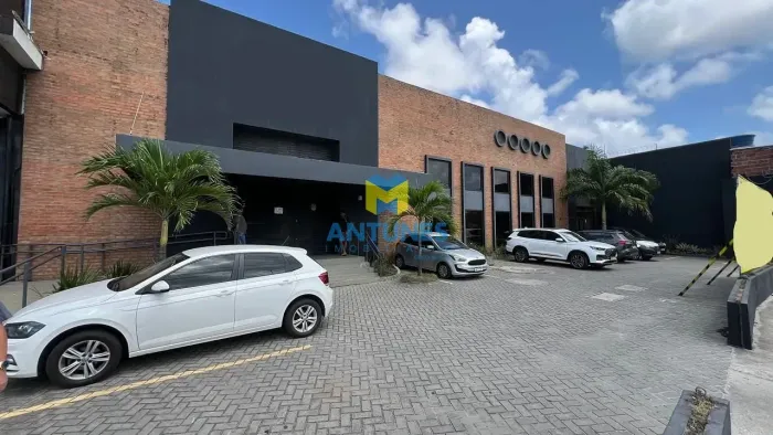 Alugue Galpão tipo Loja com 864m² em Prazeres, na Estrada da Batalha