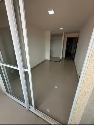 Alugo apartamento - perto Petland -nono andar - ilha de Havana - Cozinha com armarios