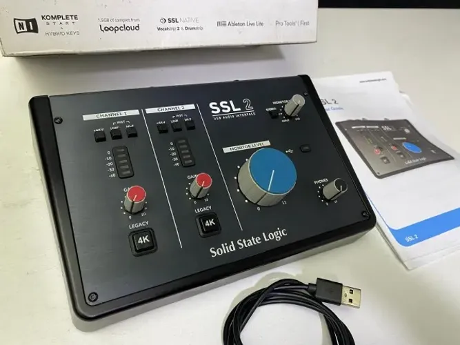 Interface de Áudio SSL 2 - Completa, Excelente Estado