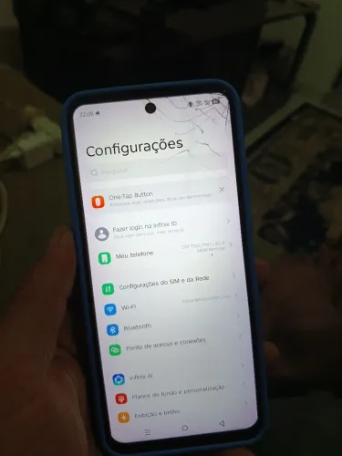 Infinix Hot 60i 256 gb apenas trincado pra vender logo com caixa