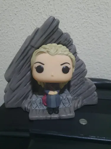 Funko Pop Daenerys GOT novo