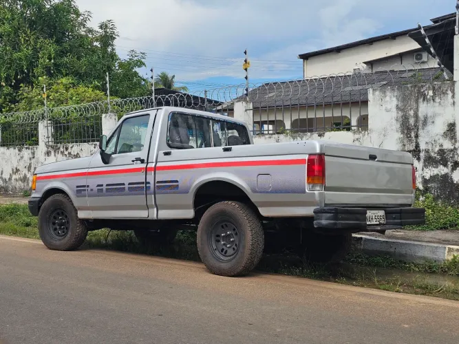 Ford F-1000 S. S. Diesel / S.s. Diesel Turbo 1994