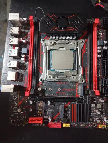 Qiyida H9S + Xeon E5-2666v3