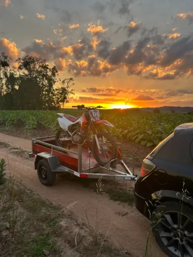 Reboque para motos ou carga pesada 