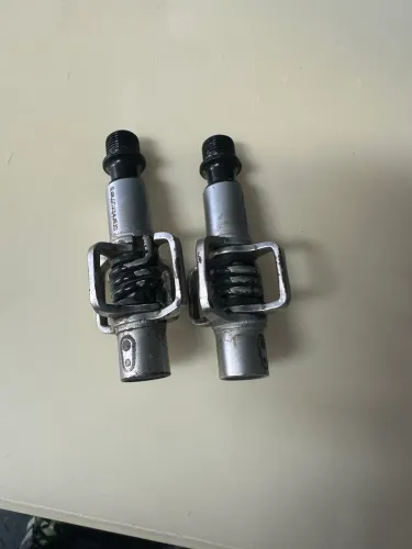 Pedal cranck brother
