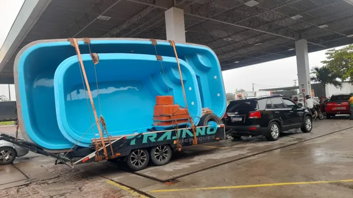 Piscina de fibra