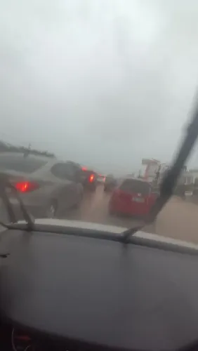 Vendo ou troco em moto terreno no Tapanã 2, em uma vila na Haroldo Veloso