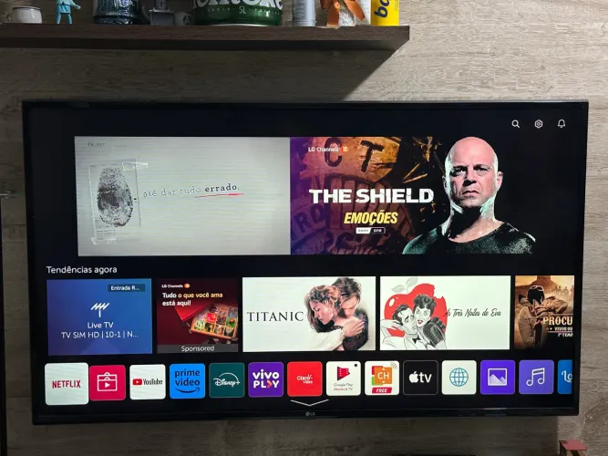 TV 49? LG barata pra vender logo $1000