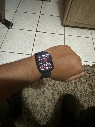 Apple Watch 7 45mm + GPS