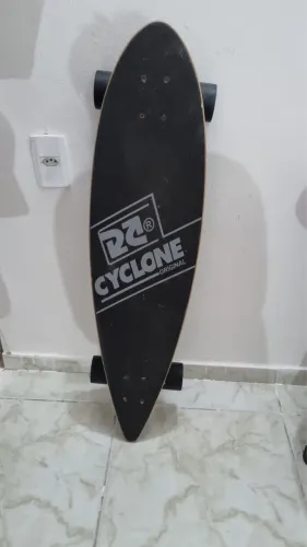 Longboard Cyclone