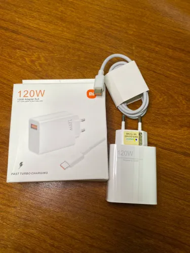 Carregador turbo 120w novo com cabo carrega muito rápido