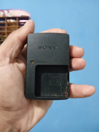 Carregador original sony para bateria np-bg1