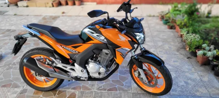 HONDA TWISTER 250F ABS 2019 LARANJA