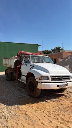 Ford F-12000 Munck Basculante 6m³ Motor Cummins Série 10 ? 1992/1993