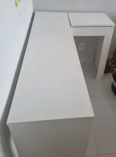 Mesa de quarto com penteadeira 